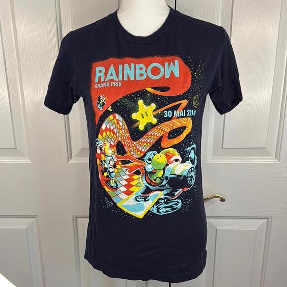 Nintendo Mario Kart Rainbow Grand Prix T-Shirt - Vintage 2014 Design - Picture 1 of 5